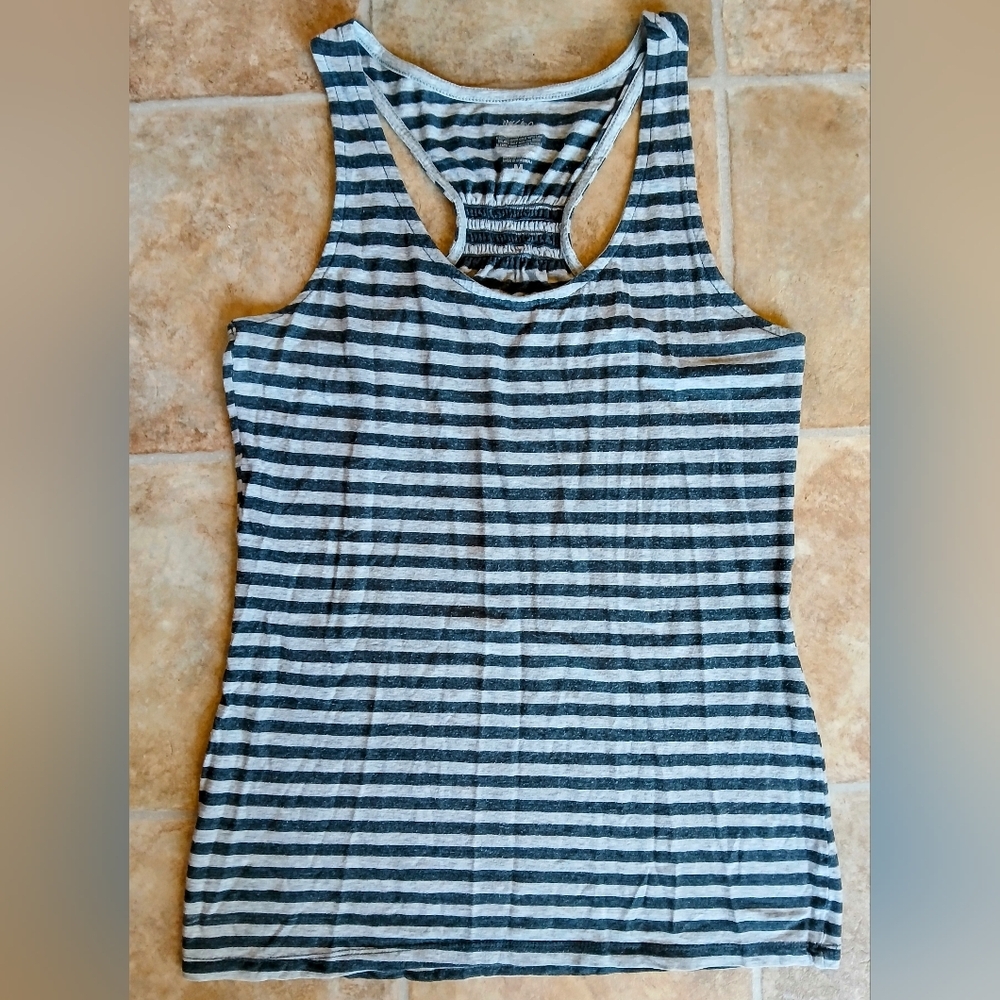 Mossimo Supply Co. Gray Fitted Ribbed Tank Top